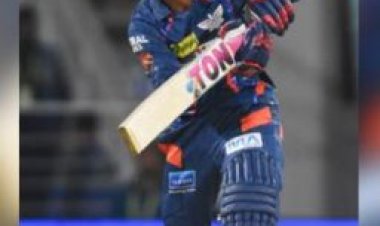 केजरीवाल कस्टडी में, पत्नी राजनीतिक मंच पर, लोगों से कर रहीं हैं अपील