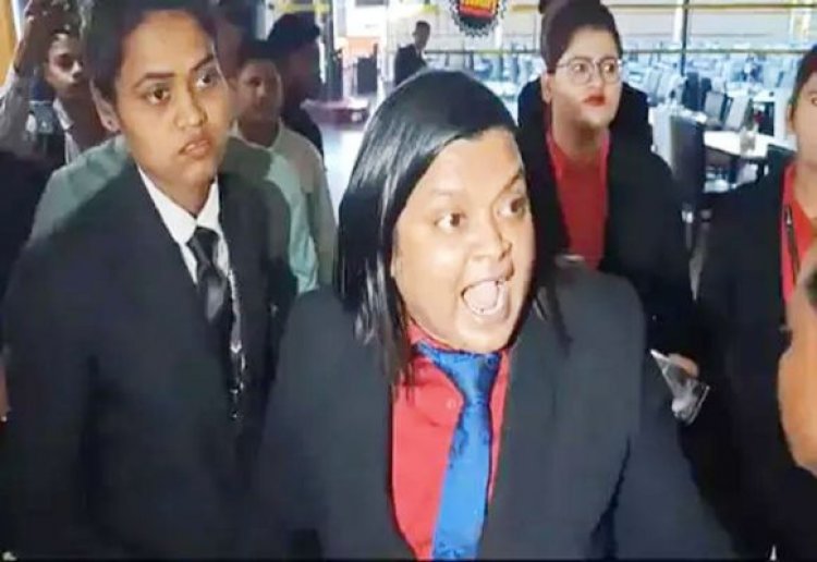 बिरयानी सेंटर के मैनेजर और कर्मचारी हिरासत में लिए गए