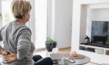 जोड़ों के दर्द का मौसम से कोई लेना-देना नहीं