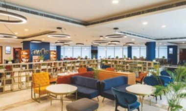 बेटी आराध्या के साथ कान फेस्टिवल के लिए रवाना हुईं ऐश्वर्या राय बच्चन