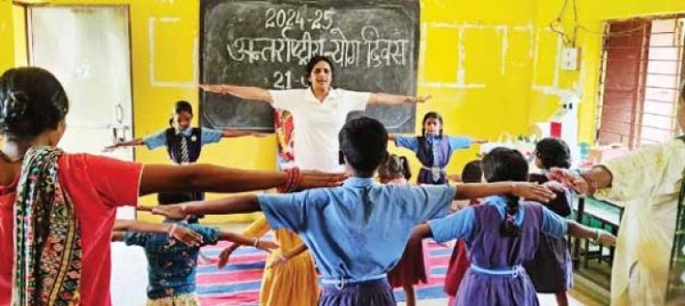 प्राथमिक शाला जोन्दरापदर में मनाया योग दिवस
