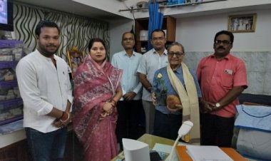 डॉक्टर्स डे पर वरिष्ठ चिकित्सकों का सम्मान