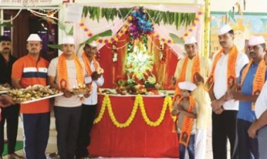 पुलिस वाहिनी में गणपति विराजे