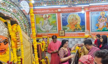 शाजापुर में नवरात्रि में श्रद्धालुओं की उमड़ी भीड़:दस हजार से अधिक श्रद्धालुओं ने माता के दरबार में टेका माथा