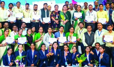 कलिंगा विश्वविद्यालय ब्रेन ब्रॉल इंटर कॉलेज क्विज में विद्यार्थियों की उत्साहपूर्ण भागीदारी