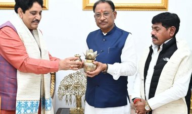 मुख्यमंत्री श्री विष्णु देव साय महाकुंभ में निमंत्रित.