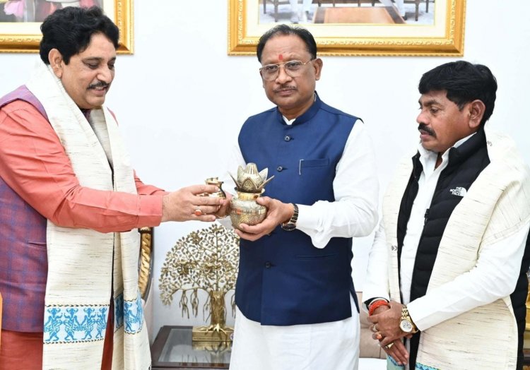 मुख्यमंत्री श्री विष्णु देव साय महाकुंभ में निमंत्रित.