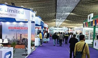 प्लास्टपैक 2025: चार से ज्यादा स्टॉल्स पर उद्योगों के अवसर:आर्टिफिशियल इंटेलिजेंस, रोबोटिक्स और लाइव मशीनों का डेमो; छात्रों के लिए जॉब फेयर भी