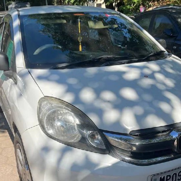 लेडी डॉन और निलंबित जेल प्रहरी गिरफ्तार:ड्रग्स सप्लाई के लिए हाई प्रोफाइल पार्टियों में डांस; राजस्थान से तस्करी का खुलासा