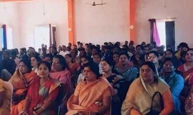 शिक्षक संघ का कर्तव्य बोध कार्यक्रम बैरसिया में संपन्न:छात्रों में राष्ट्रीय चेतना जगाएं, स्वामी विवेकानंद और नेताजी से प्रेरणा लें: निखिलेश माहेश्वरी