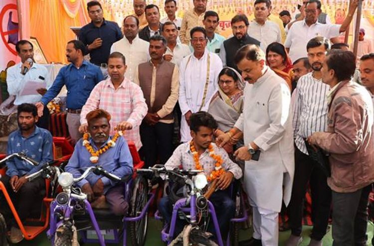 राज्य और केन्द्र सरकार कर रही है बुजुर्गों के स्वास्थ्य की चिंता : स्कूल शिक्षा मंत्री सिंह