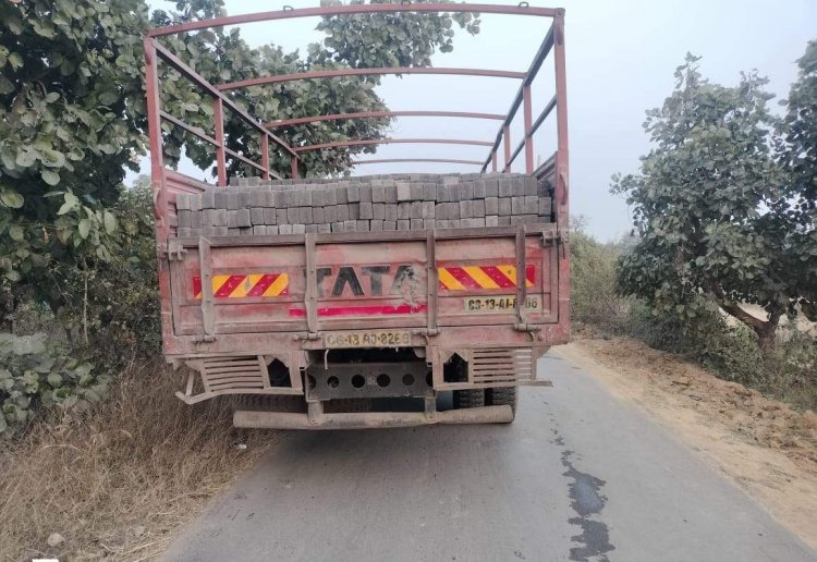 वाहन की ठोकर से पत्नी की मौत, पति गंभीर