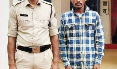 पति-पत्नी के झगड़े में बीच बचाव कर रहे ग्रामीण की हत्या, आरोपी गिरफ्तार