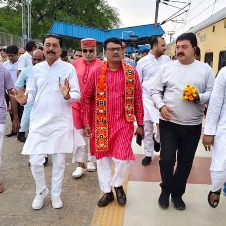 सरकार आतंकी घटनाओं को बर्दाश्त नहीं करेगी:उमरिया के प्रभारी मंत्री नागर सिंह चौहान ने सेना की कार्रवाई पर प्रतिक्रिया दी