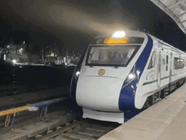 भोपाल-लखनऊ वंदे भारत ट्रेन इंदौर से चलाने की मांग:सुमित्रा महाजन ने रेल मंत्री को पत्र लिखा; 4 ट्रेनों में सालभर वेटिंग, जून में शुरू होने की उम्मीद