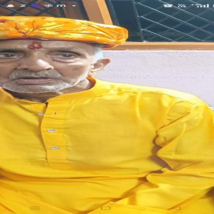 इंदौर 85 साल के बुजुर्ग को क्रेन ने कुचला, मौत:सड़क पार करते समय हुआ हादसा, घटना के बाद ड्राइवर मौके से फरार