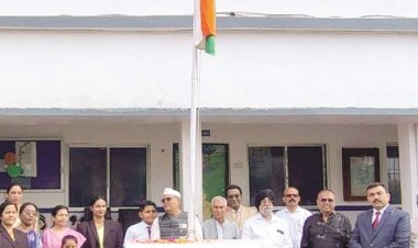 रॉयल किड्स में धूमधाम से मना स्वतंत्रता दिवस