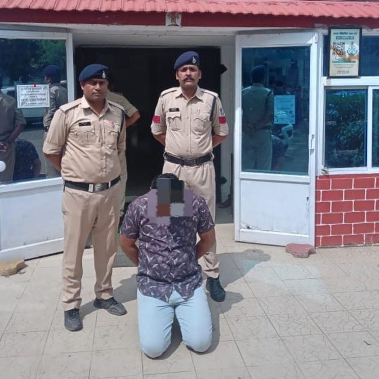 इंदौर के ज्वेलर को देवास पुलिस ने गिरफ्तार किया:एक महीने पुरानी लूट के मामले में कार्रवाई; सोने की दो अंगूठियां बरामद