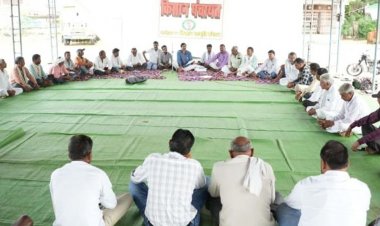 रायसेन में किसान पंचायत:फसल बीमा, बासमती समर्थन मूल्य और मकोड़िया डैम पर किसानों ने रखी मांगें