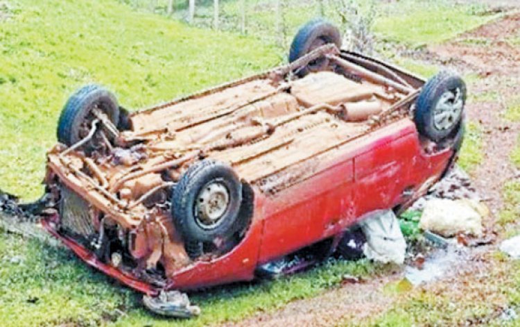 शराब से भरी कार कहां से आई, कहां जा रही थी, पता नहीं...