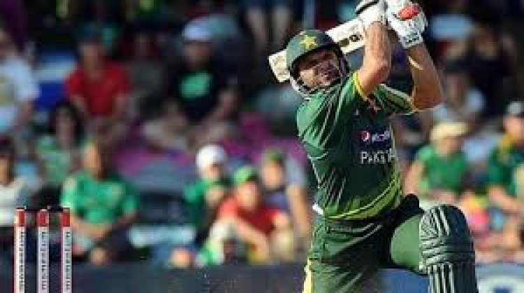 श्रीलंका के ख़िलाफ़ चमके पाकिस्तानी गेंदबाज़, पर फैंस ने उठाए सवाल