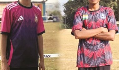 गुंडाधुर कॉलेज के छात्र हिमांश व राजेश दक्षिण-पूर्वी जोन अंतर विश्वविद्यालयीन फुटबॉल स्पर्धा के लिए हैदराबाद रवाना