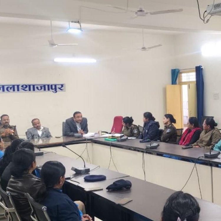 शाजापुर पुलिस को महिला अपराधों पर दिया विशेष प्रशिक्षण:डीपीओ और एडीपीओ ने सिखाए विवेचना और एफआईआर लेखन के गुर